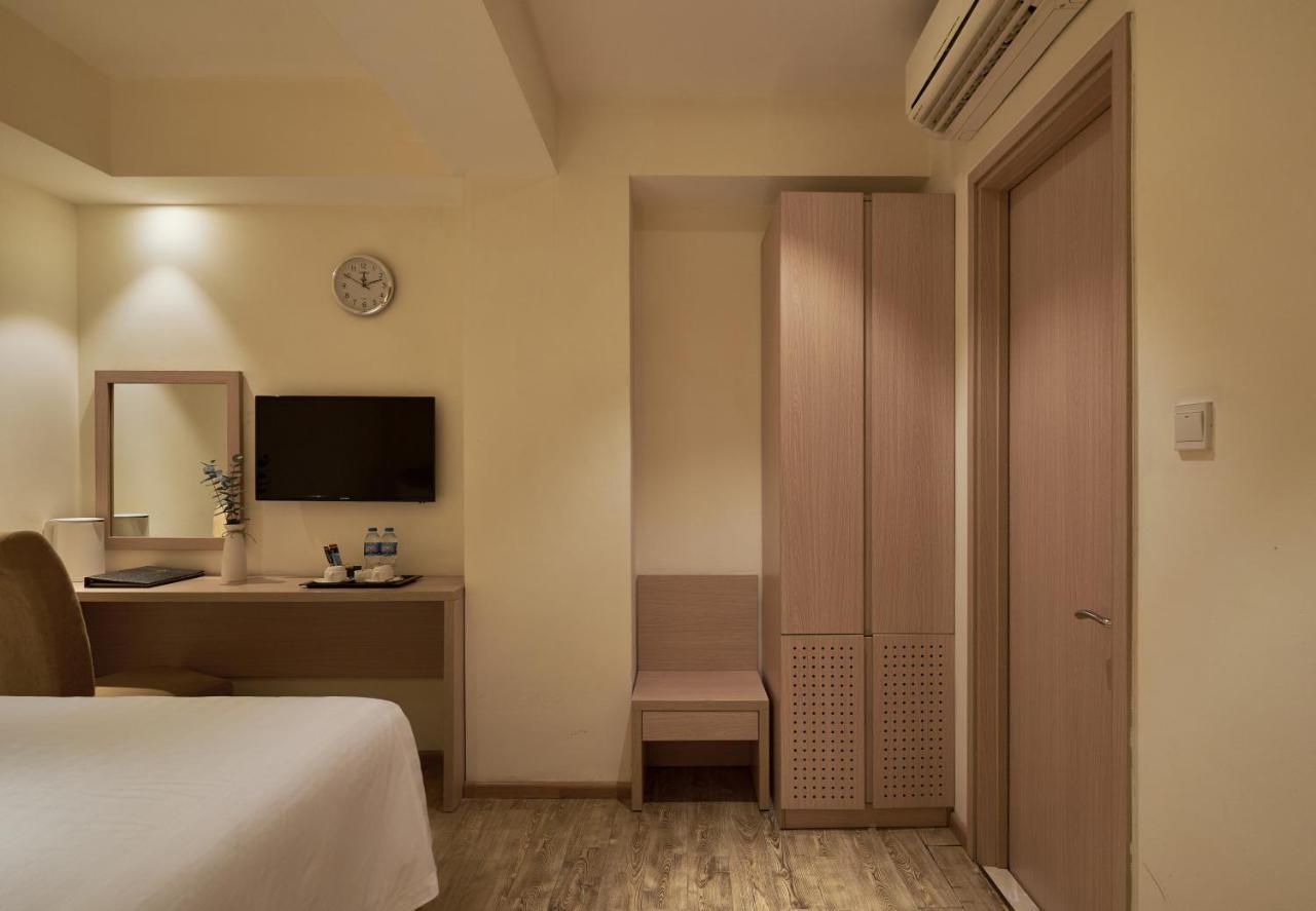 Sky Gem Hotel Sora Ho Chi Minh City Exterior photo