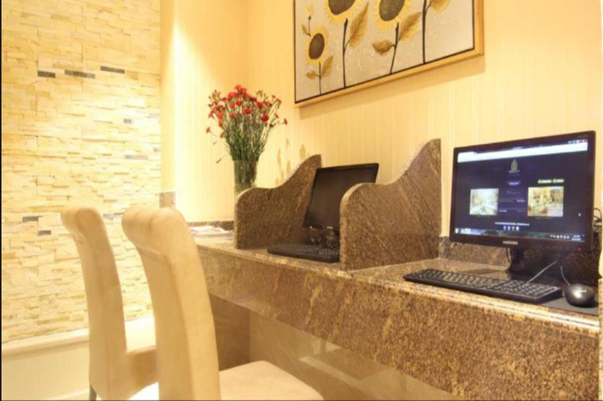 Sky Gem Hotel Sora Ho Chi Minh City Exterior photo